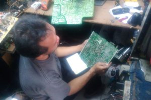 perbaikan elektronik devices
